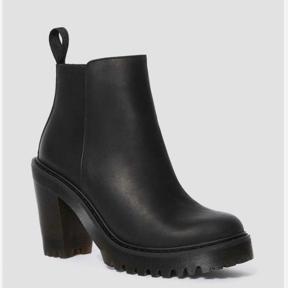 Dr.Martens Magdalena boot - Picture 1 of 4